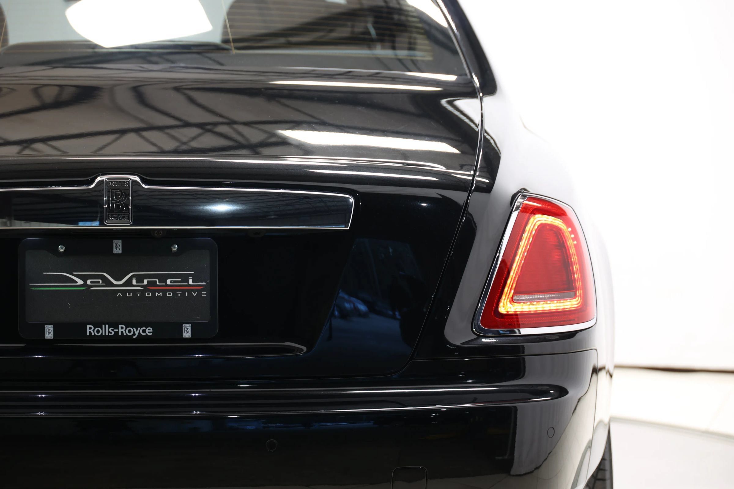 Used 2015 Rolls-Royce Ghost RWD image 75