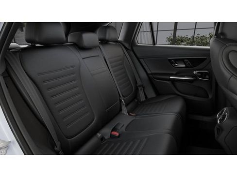 New 2026 Mercedes-Benz GLC 300 4MATIC image 5
