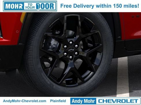 New 2026 Chevrolet Traverse RS w/ LPO, Floor Liner Package AWD/4WD image 11
