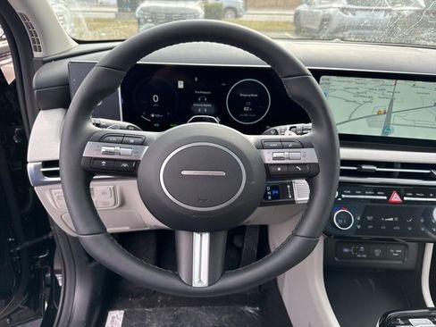 New 2025 Hyundai Tucson Limited image 23