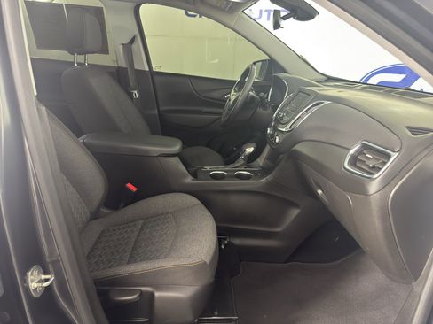 Used 2022 Chevrolet Equinox LT FWD image 43