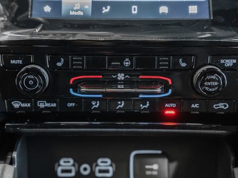 New 2026 Jeep Grand Cherokee Laredo X AWD/4WD image 23