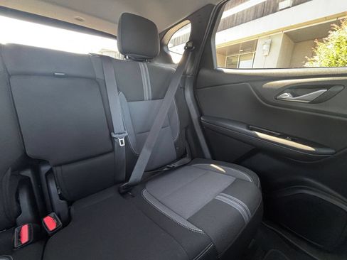 Used 2026 Chevrolet Blazer LT FWD image 38