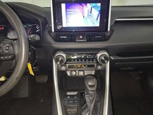 Certified 2025 Toyota RAV4 LE FWD image 11