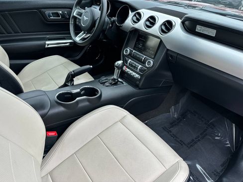 Used 2015 Ford Mustang GT Premium RWD image 16