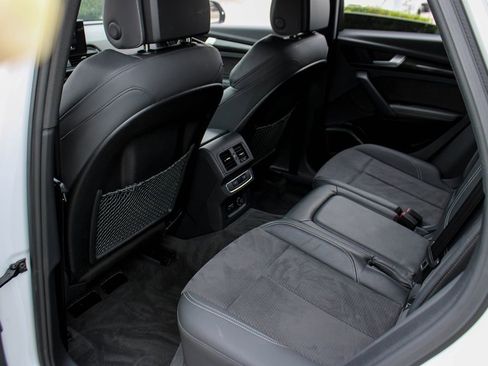 Used 2021 Audi SQ5 Premium Plus w/ Premium Plus Package image 17