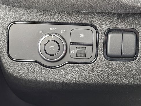 Used 2024 Mercedes-Benz Sprinter 3500 image 24