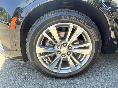 Used 2021 Cadillac XT6 Premium Luxury AWD/4WD image 32