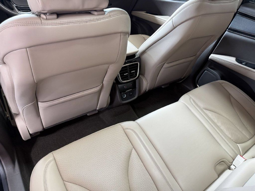 Used 2023 Lincoln Nautilus Reserve AWD/4WD image 28
