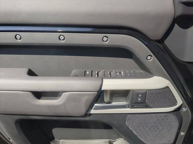 Used 2024 Land Rover Defender 110 S AWD/4WD image 9