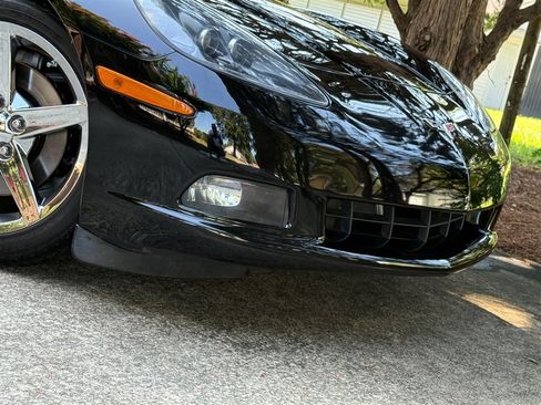 Used 2008 Chevrolet Corvette Coupe w/ Preferred Equipment Group RWD image 30