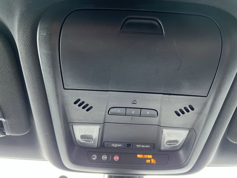 Used 2020 Chevrolet Blazer RS w/ LPO, Floor Liner Package image 29