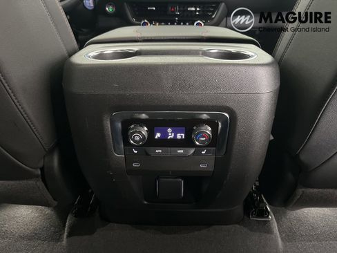 Used 2025 Chevrolet Suburban RST w/ RST Capability Package image 22