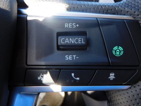 New 2025 Mitsubishi Outlander AWD image 18