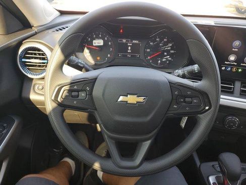 New 2026 Chevrolet Trax LS image 18
