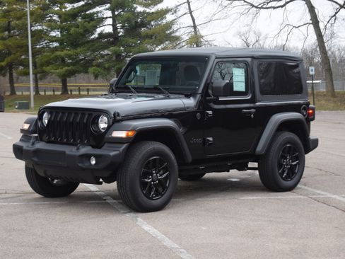 Used 2023 Jeep Wrangler Sport S image 35