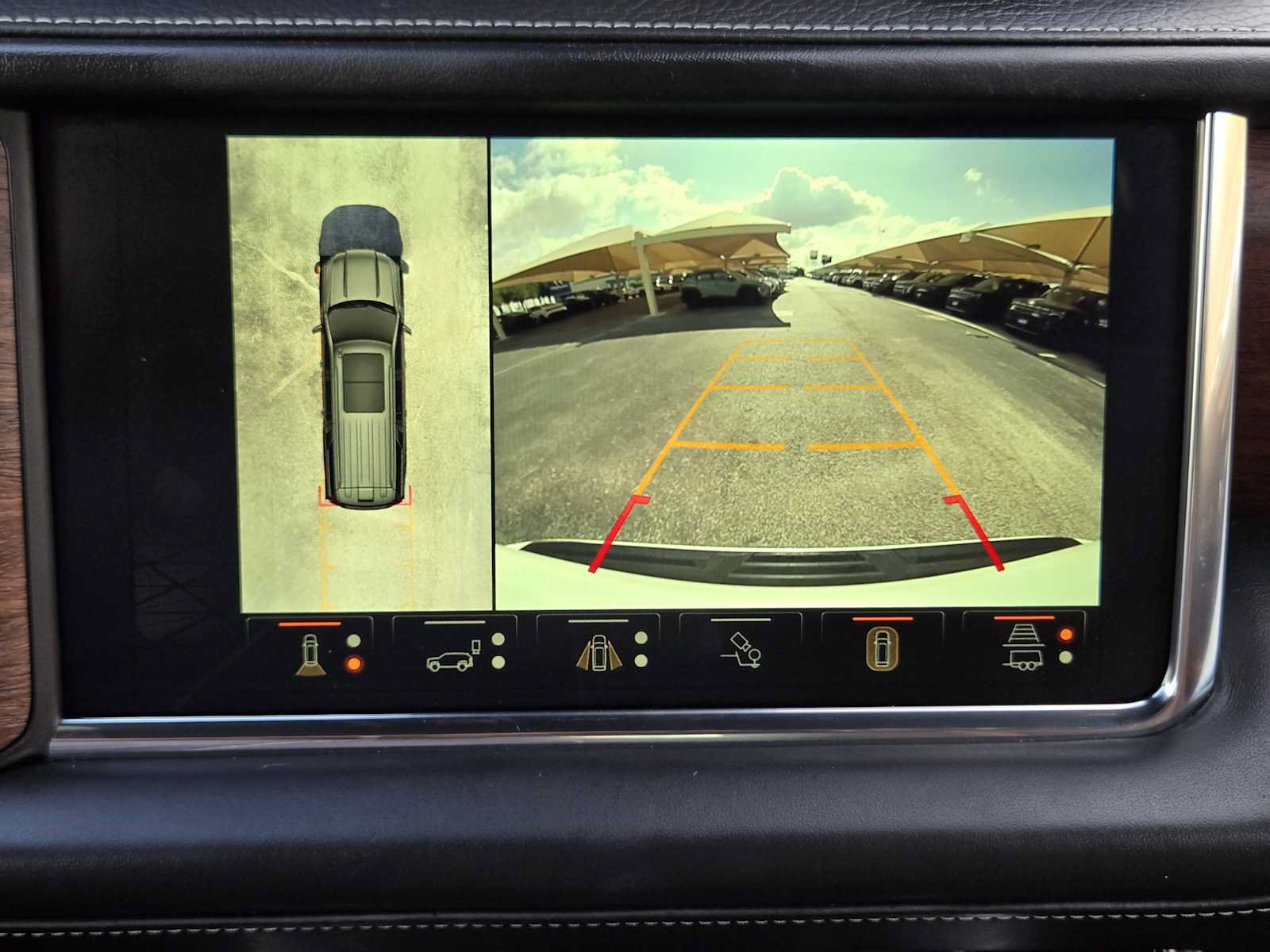 Certified 2023 GMC Yukon Denali Ultimate AWD/4WD image 19