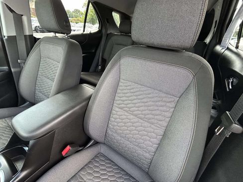 Used 2020 Chevrolet Equinox LT AWD/4WD image 17