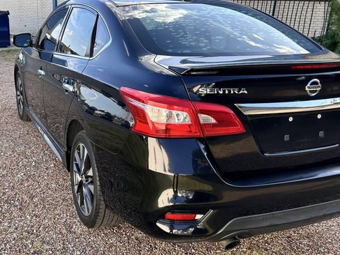 Used 2016 Nissan Sentra SR FWD image 12