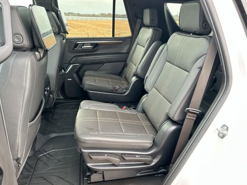 Used 2025 Chevrolet Tahoe High Country image 21