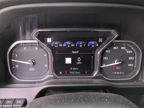 Used 2022 GMC Sierra 2500 AT4 w/ AT4 Premium Plus Package AWD/4WD image 20