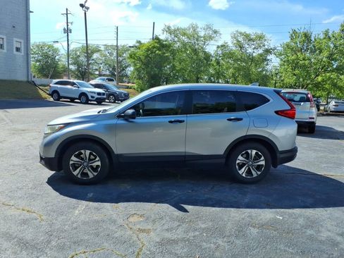Used 2017 Honda CR-V LX image 6