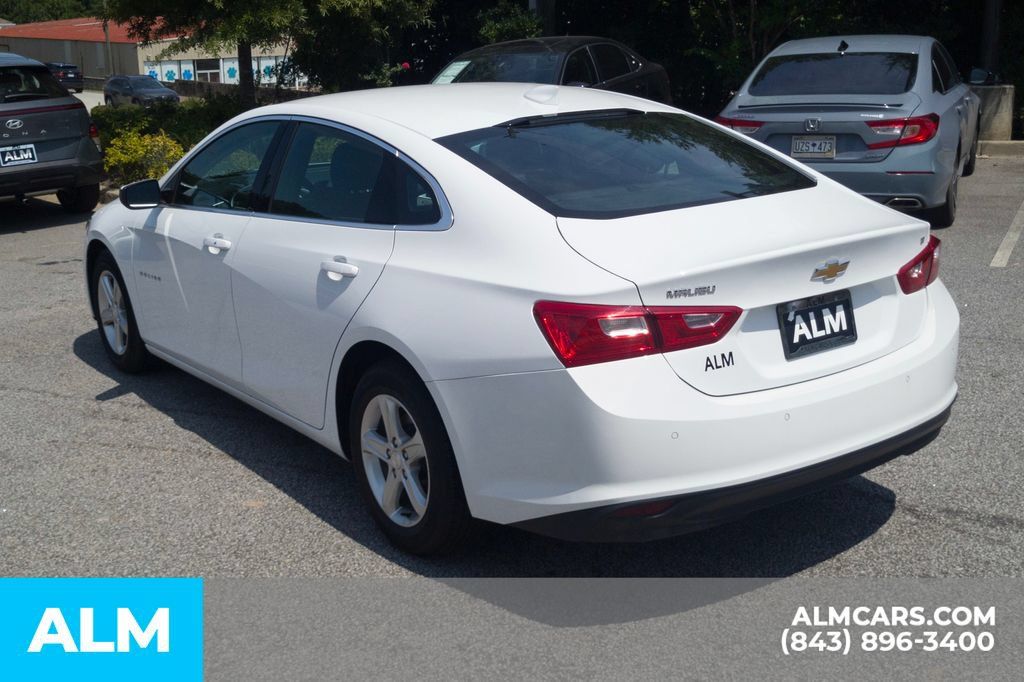 Used 2024 Chevrolet Malibu LT FWD image 9
