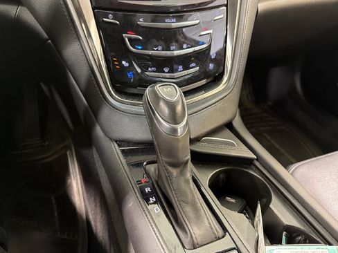 Used 2019 Cadillac CTS Luxury RWD image 19