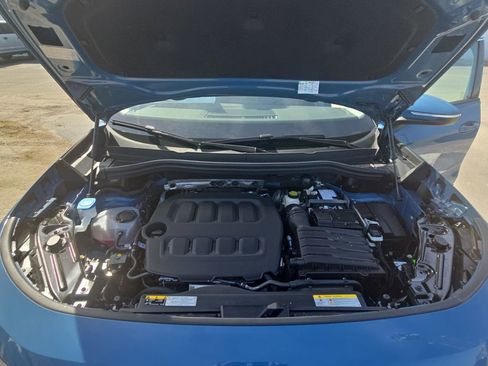 New 2026 Volkswagen Tiguan SE image 26