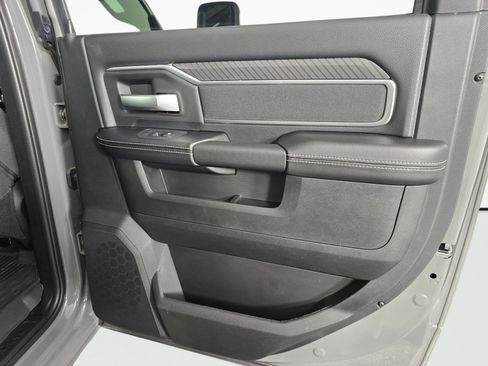 New 2026 RAM 3500 Big Horn AWD/4WD image 39