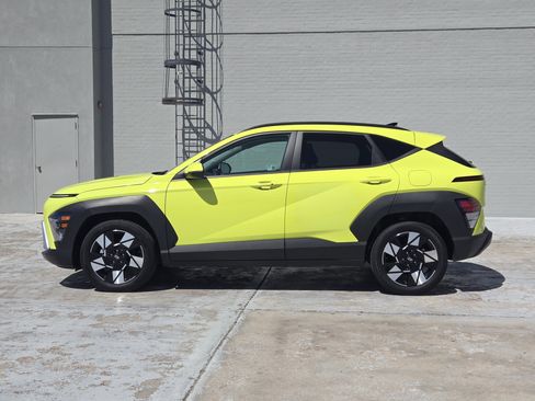 Used 2024 Hyundai Kona SEL image 5