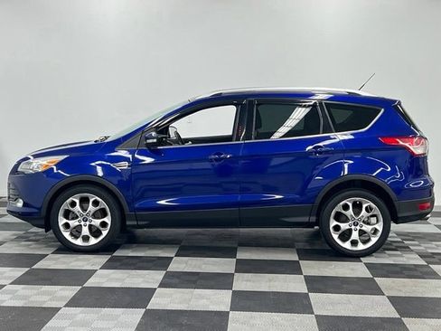 Used 2016 Ford Escape Titanium w/ Equipment Group 301A FWD image 4