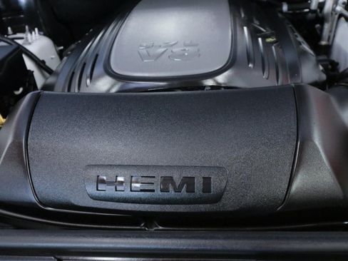 Used 2023 Dodge Durango R/T RWD image 9