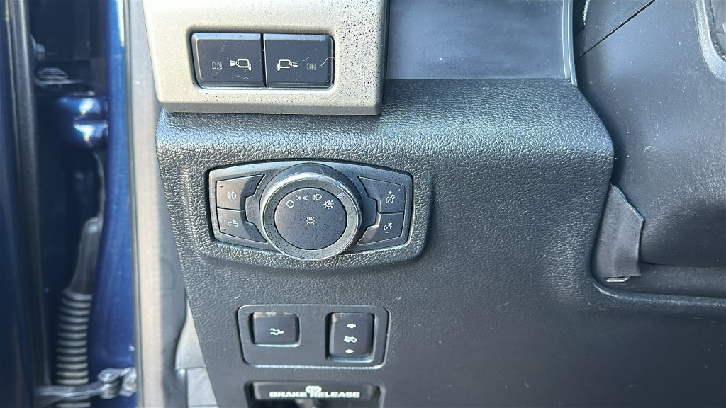 Used 2019 Ford F250 Lariat w/ Lariat Ultimate Package AWD/4WD image 23