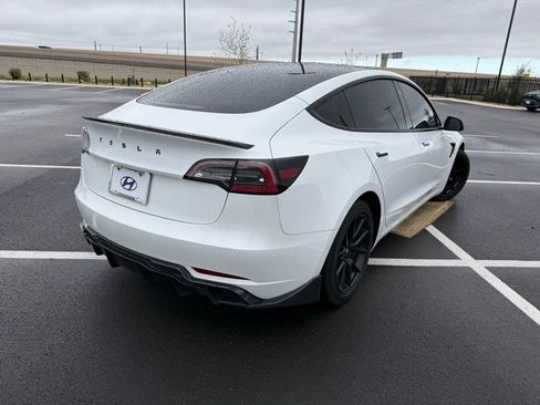 Used 2021 Tesla Model 3 Standard Range Plus image 5