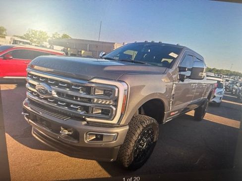 Used 2024 Ford F350 Platinum AWD/4WD image 28