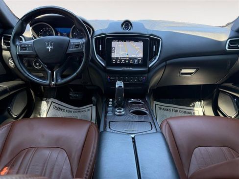Used 2019 Maserati Ghibli S GranLusso RWD image 12