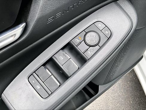 New 2026 Nissan Sentra SV image 19