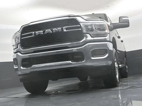 Used 2024 RAM 2500 Tradesman w/ Chrome Appearance Group AWD/4WD image 45