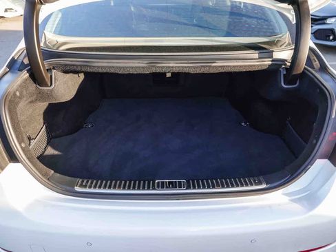 Used 2017 Kia K900 Luxury image 27