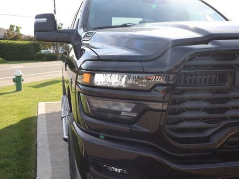 New 2026 RAM 2500 Big Horn AWD/4WD image 5