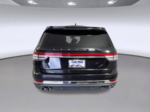 Used 2020 Lincoln Aviator 2WD image 10