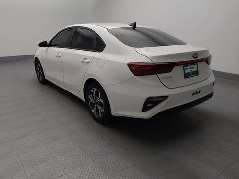Used 2020 Kia Forte LXS FWD image 5