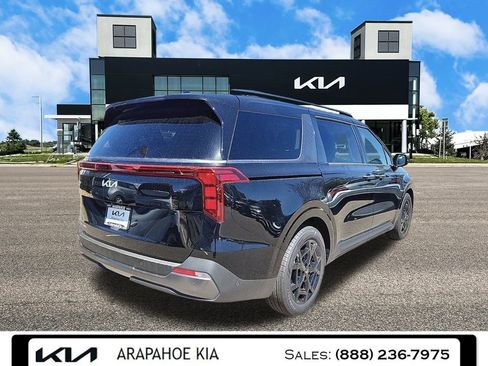 New 2025 Kia Carnival SX image 5