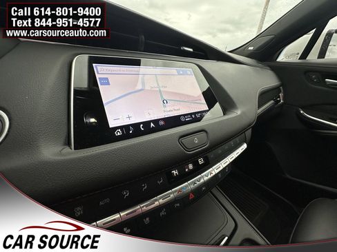 Used 2023 Cadillac XT4 Sport image 15