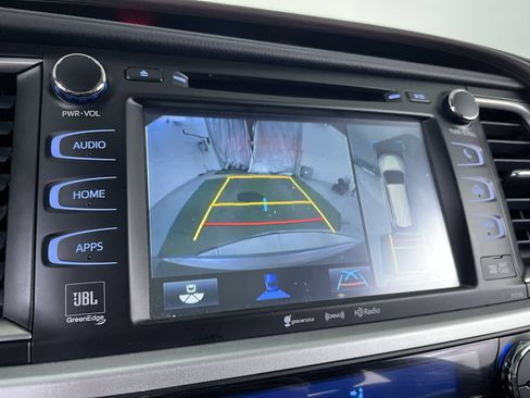 Used 2018 Toyota Highlander Limited Platinum AWD/4WD image 15