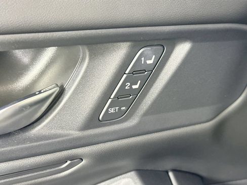 Used 2023 Honda Accord EX-L image 21