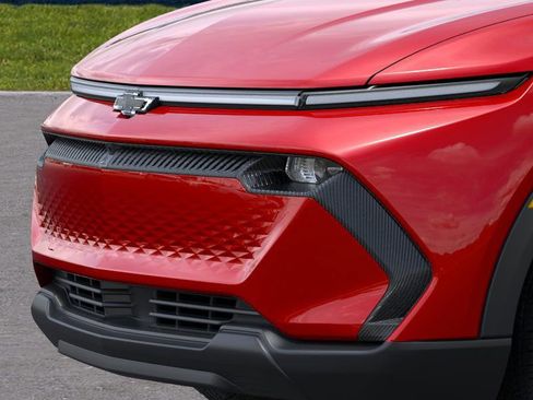 New 2026 Chevrolet Equinox EV LT image 20