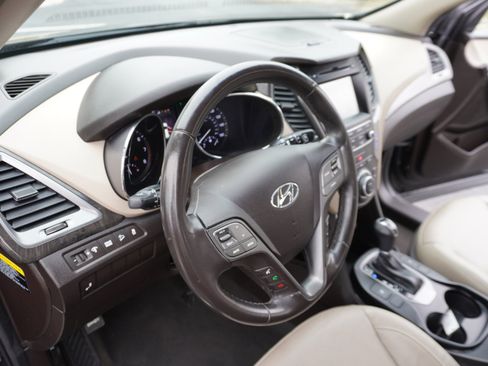 Used 2017 Hyundai Santa Fe Sport image 26