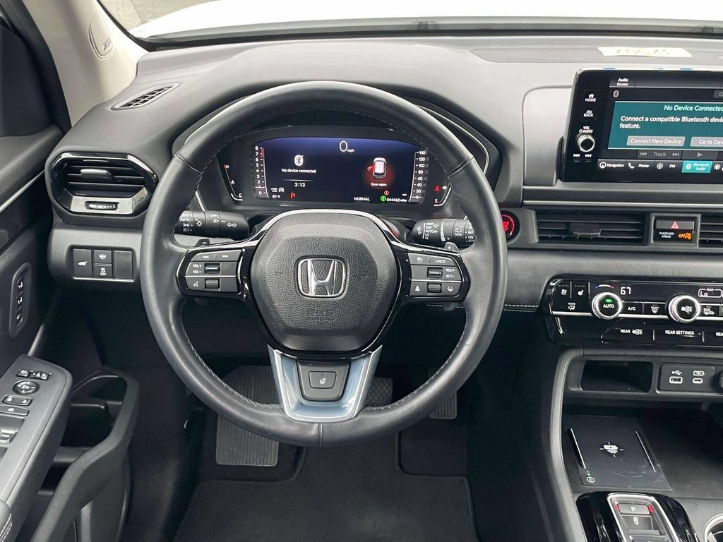 Certified 2023 Honda Pilot Elite image 13